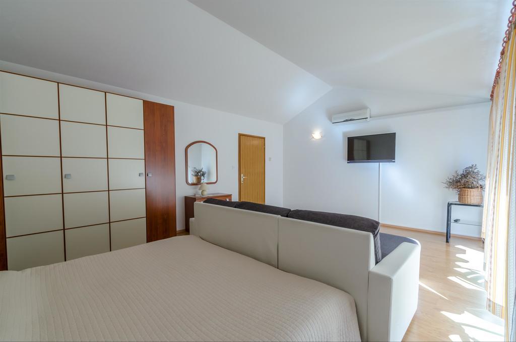Apartment Zdravka Crikvenica Exterior photo